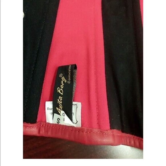 Anita Berg corset size small. Leather corset. - Picture 3 of 7